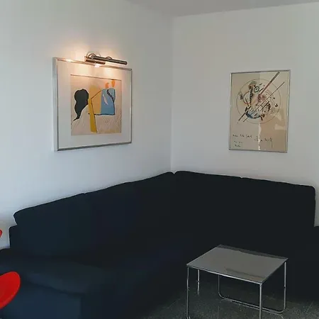 Haus Linden Insel Osljak Bei Zadar In Kroatien * Preko