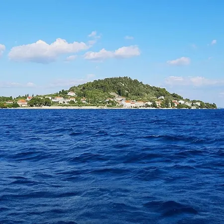 Haus Linden Insel Osljak Bei Zadar In Kroatien