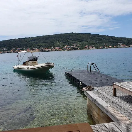 Haus Linden Insel Osljak Bei Zadar In Kroatien Preko